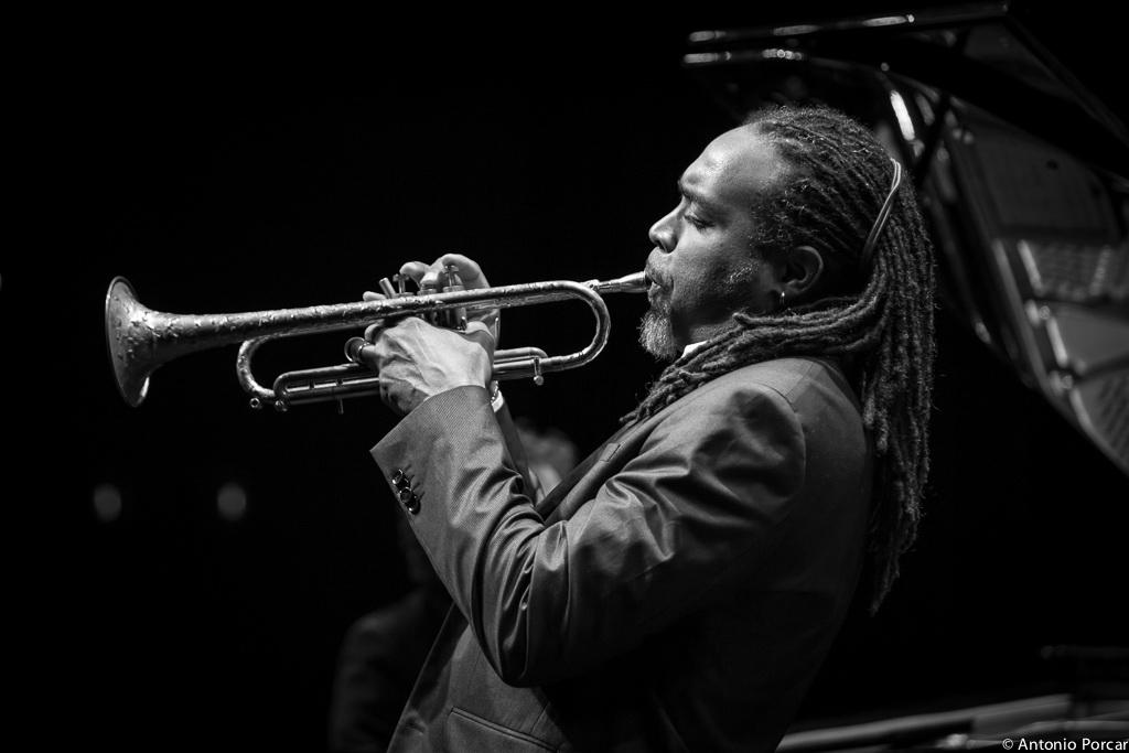 Ronald Baker (труба, вокал, США) и резиденты EverJazz – Джаз вековой выдержки